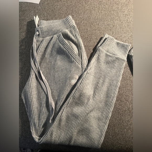 Alo Gray Muse Hoodie and Joggers Set - size xs - like new - Picture 3 of 8